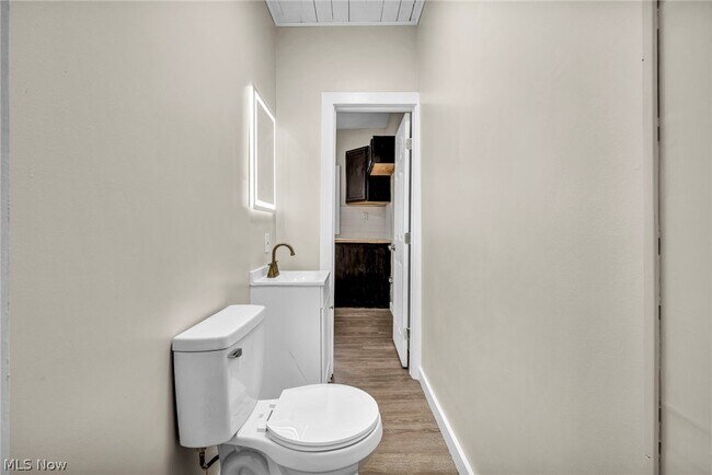 Building Photo - 2160 Fulton Rd