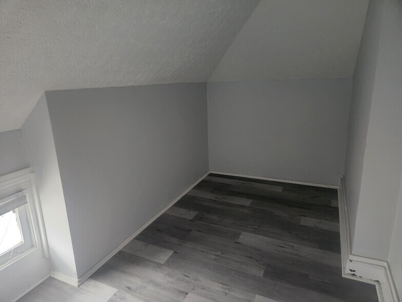 Office/Storage - 1036 S 7th St