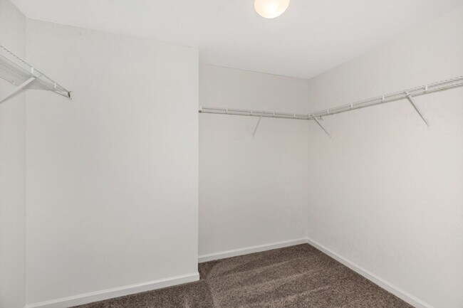 Building Photo - 101 Belle Haven Dr