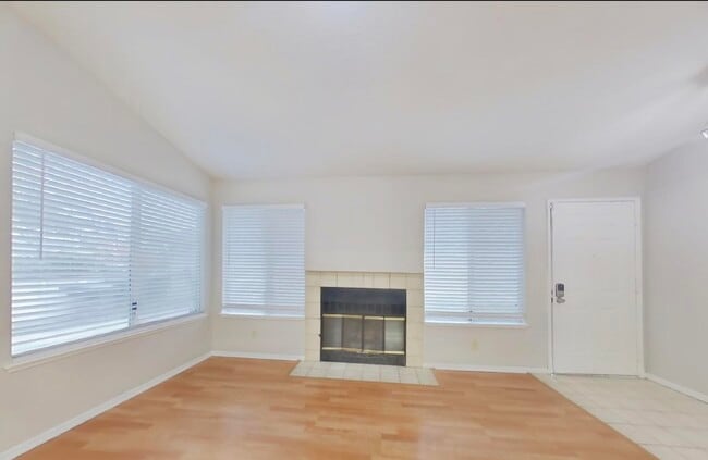 Building Photo - Fully updated charming home ready now!