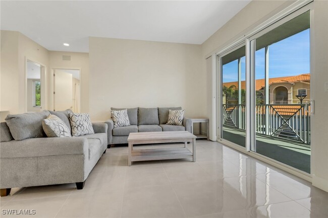 Primary Photo - 26589-610 Rosewood Pointe Dr