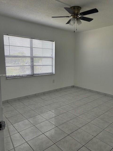 Building Photo - 1325 W 68th St