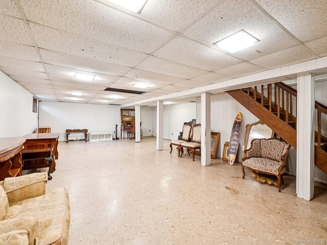 Building Photo - 5 Linda Ct