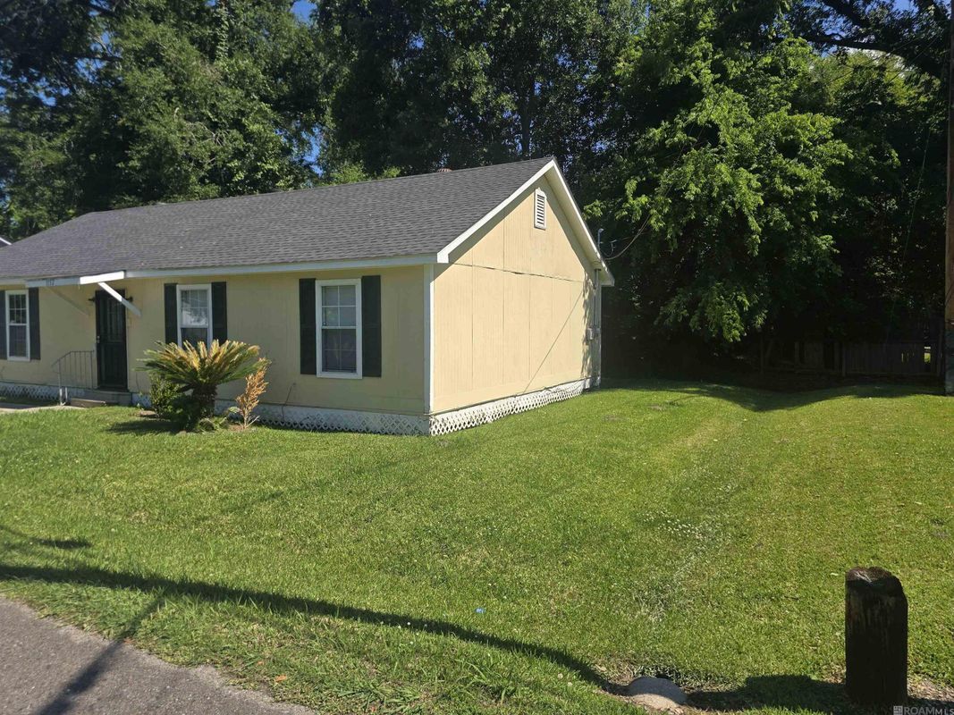 Building Photo - 1152 Freeman Ln