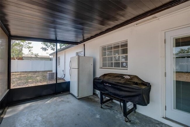 Building Photo - 4019 W Waterman Ave