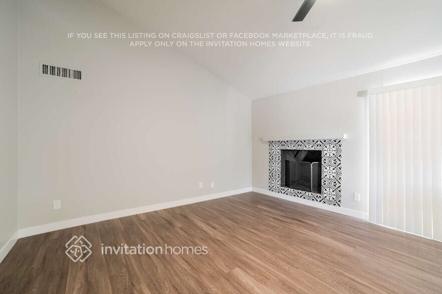 Building Photo - 6433 W Sunnyslope Ln