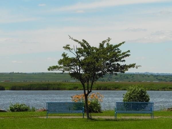 Building Photo - 806 Spinnaker Ct