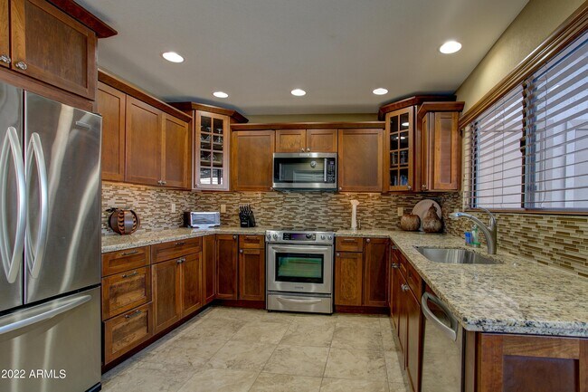 Building Photo - 9707 E Mountain View Rd