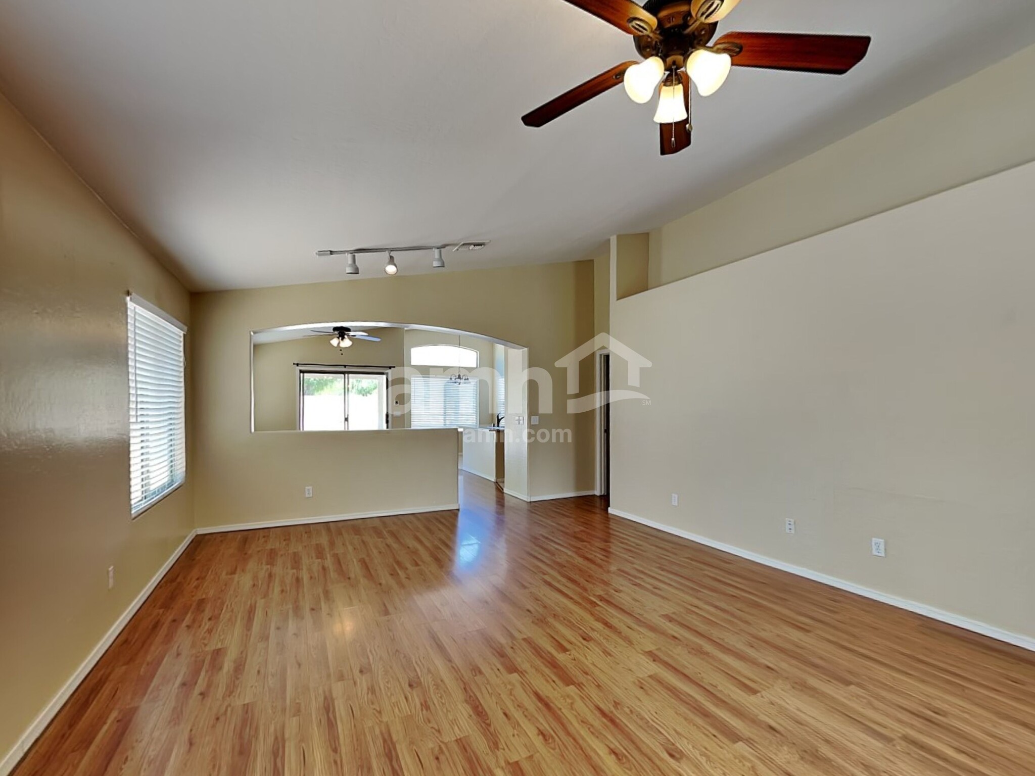 Building Photo - 14228 N 150th Ln