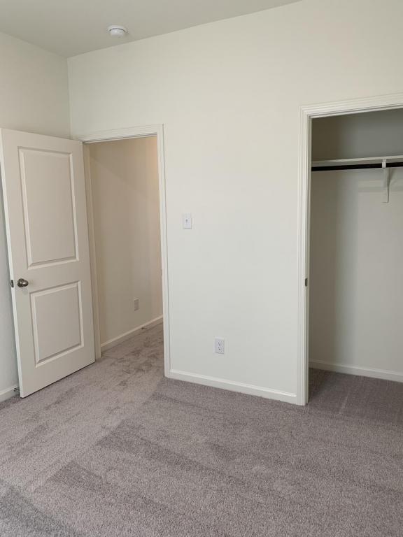 Building Photo - 1640 Hossler Trl