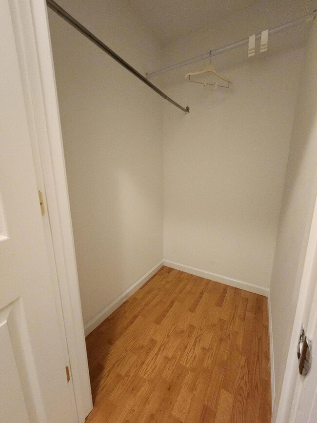 Building Photo - 321 Hollywood Blvd NW