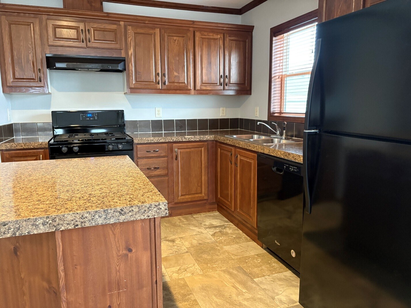 Building Photo - 2200 Winter Park Dr