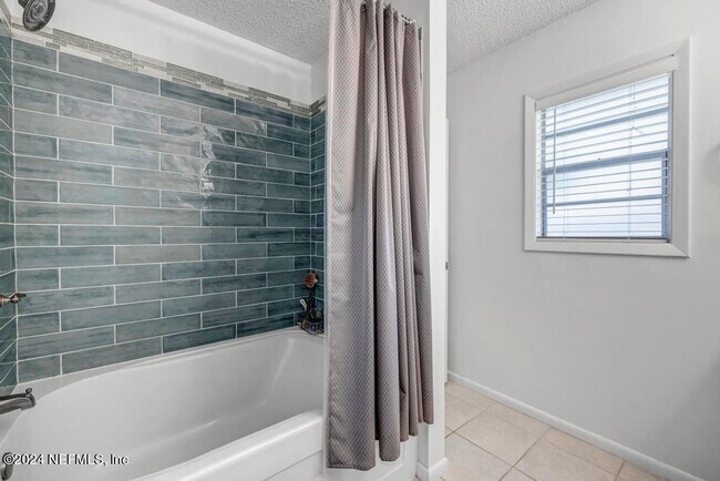 Building Photo - 695-A1A Jimmy Buffett Mem Hwy