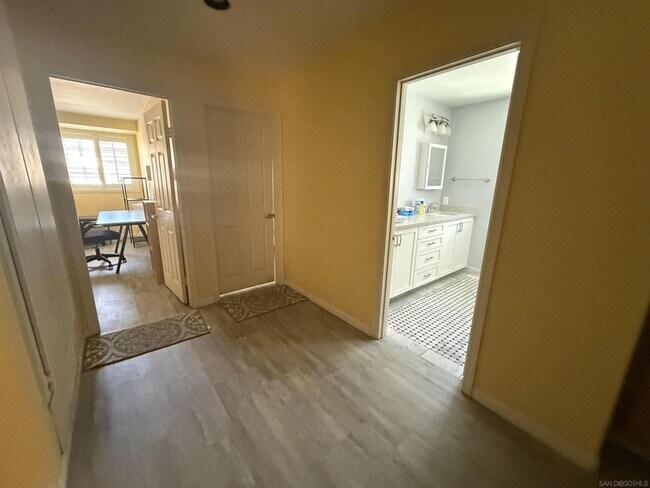 Building Photo - 4155 Caminito Cassis