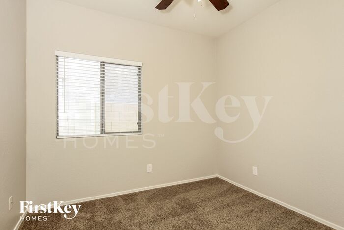 Building Photo - 1293 W Agrarian Hills Dr