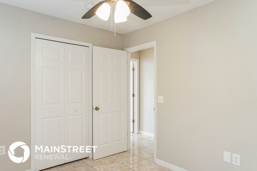 Building Photo - 2406 Parsons Pond Cir