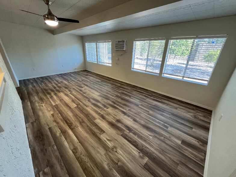 Building Photo - 735 Leisure World