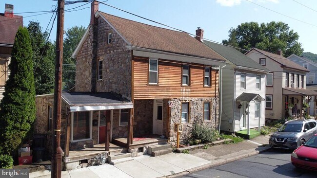 Building Photo - 42 E Wyomissing Ave
