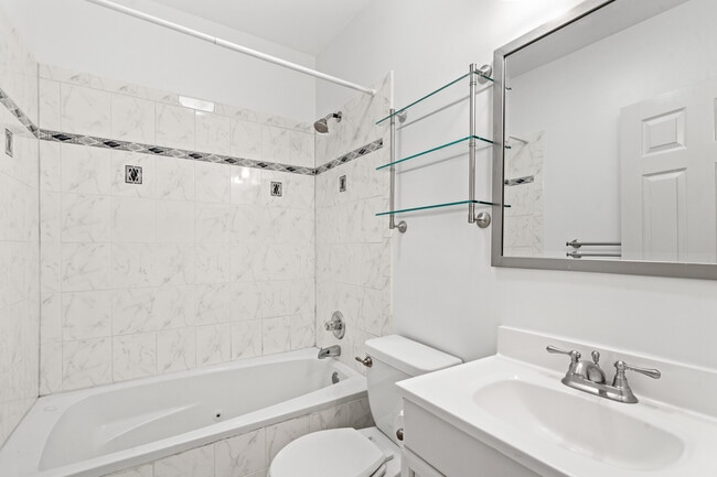 Building Photo - 1030 Fairmont St NW