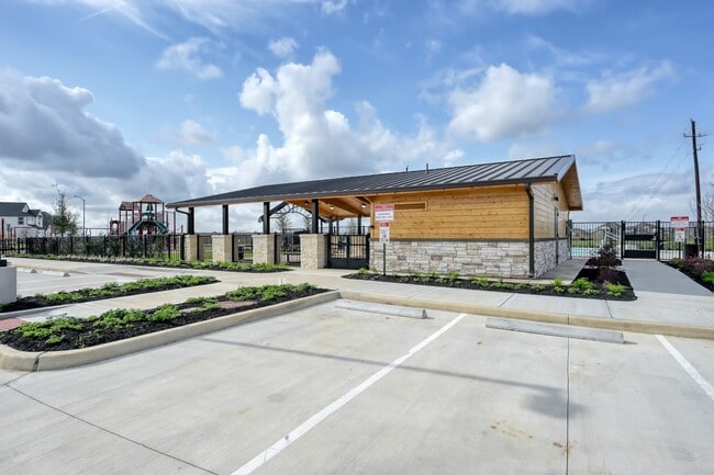 Building Photo - 241 Bright Blf Cir