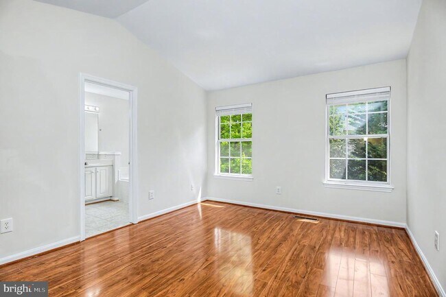 Building Photo - 45527 Grand Central Sq