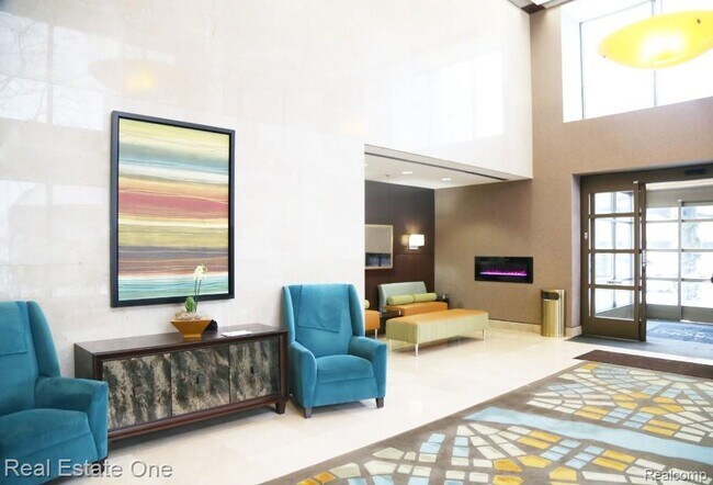 Building Photo - 1001 W Jefferson Ave