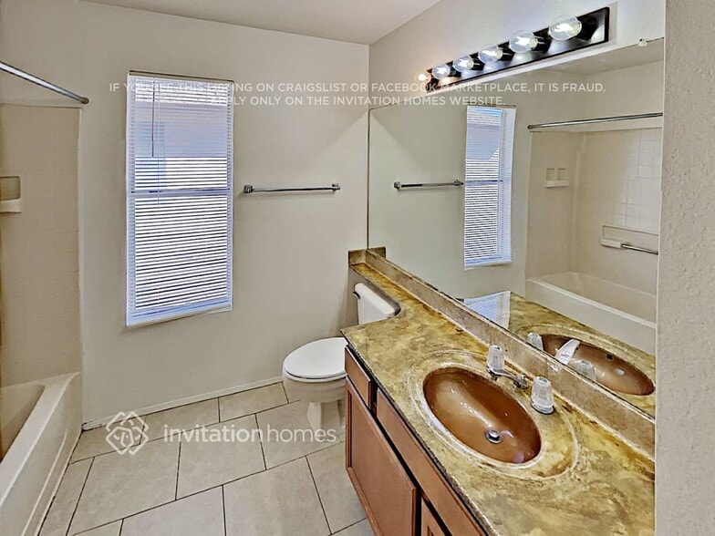 Building Photo - 4231 E Caballero Cir