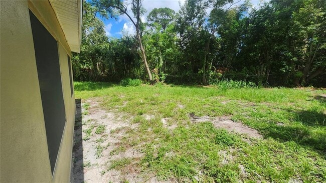 Building Photo - 1079 N Gertrude Ct