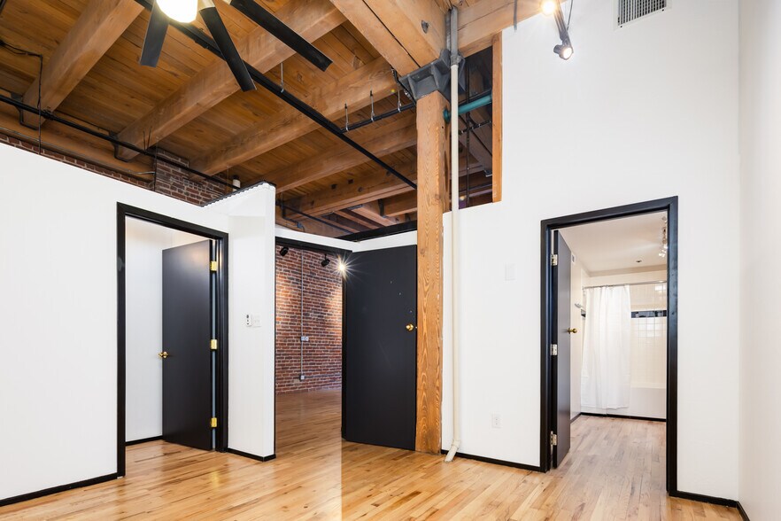 Building Photo - 1450 Wynkoop St