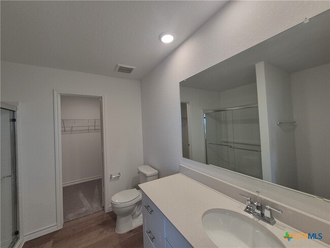 Building Photo - 942 Bluegrass Pt