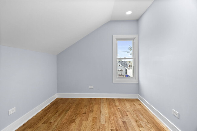 Building Photo - 3712 W 115th Pl