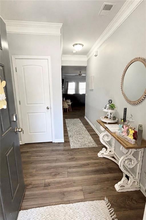 Building Photo - 39 Crescent Chase