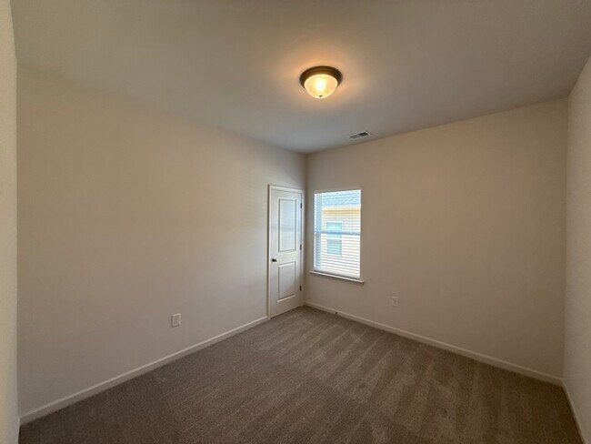 Building Photo - Brand New Construction 3 Bedroom 2 Bathroom House