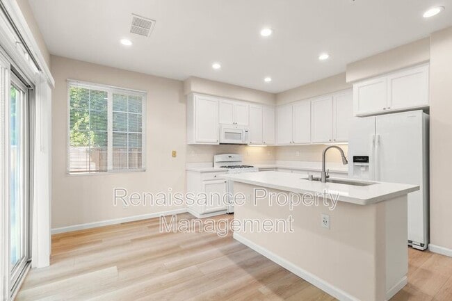 Building Photo - 2209 Gibralter Ln
