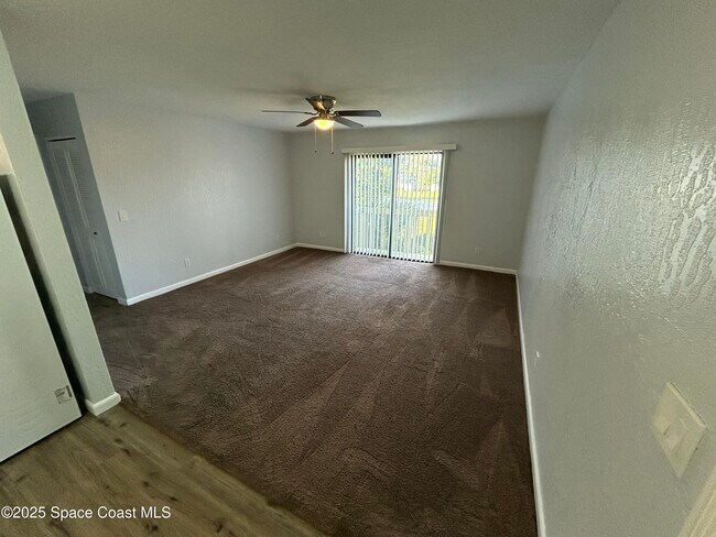 Building Photo - 2101 Forest Knoll Dr NE