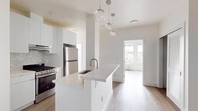 Building Photo - 1408 California St