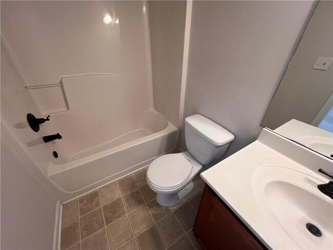 Building Photo - 4957 Sherwood Way