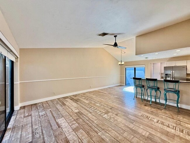 Building Photo - 23331 Club Villas Dr