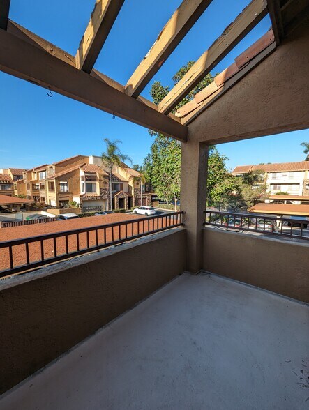 Building Photo - 15377 Maturin Dr