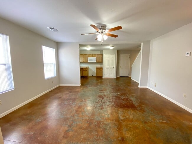 Building Photo - 3 bed, 2 bath in Brighton Tn