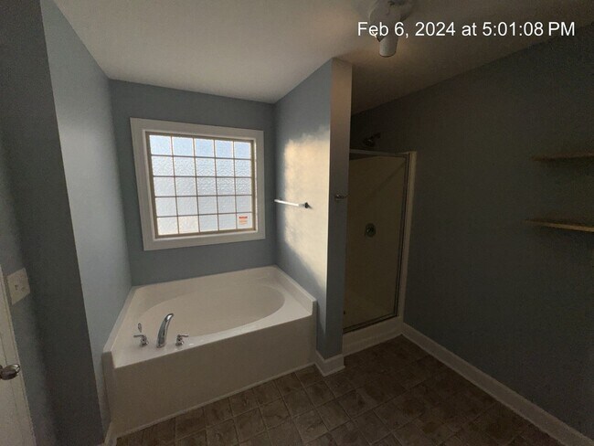 Building Photo - 118 Blackhawk Lane