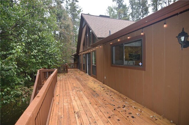 Building Photo - 3765 Cochran Lake Rd