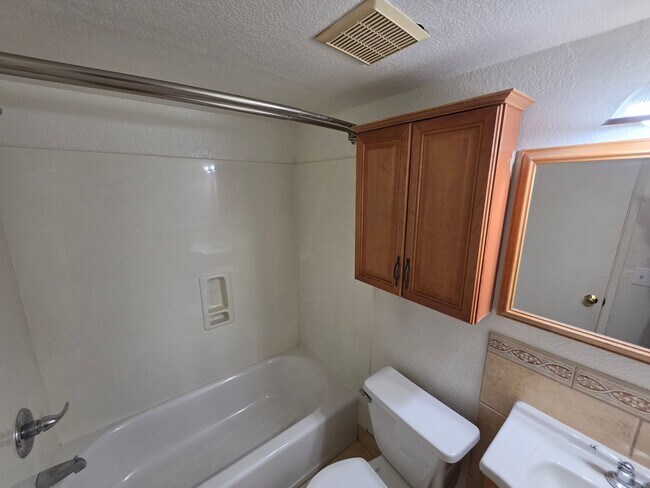 Building Photo - 1200 S Riordan Ranch St