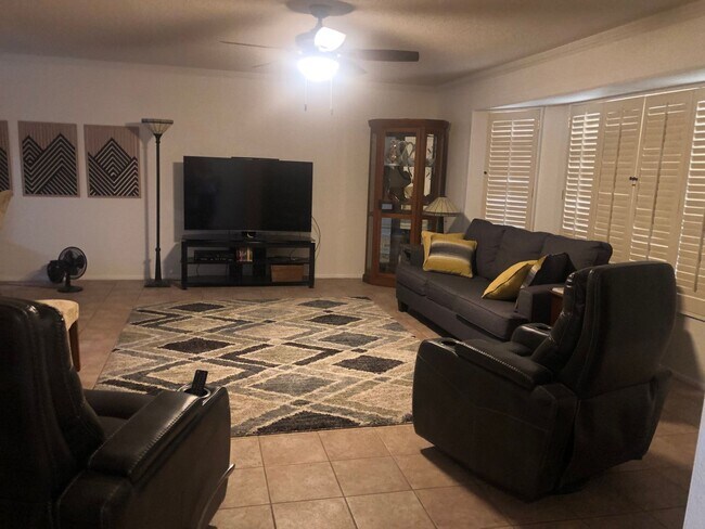 Building Photo - 1681 Leisure World