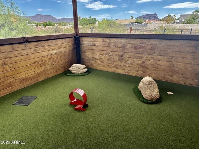 Building Photo - 12198 E Doubletree Ranch Rd