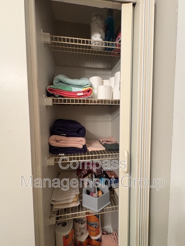 Building Photo - 1619 Washington Ave