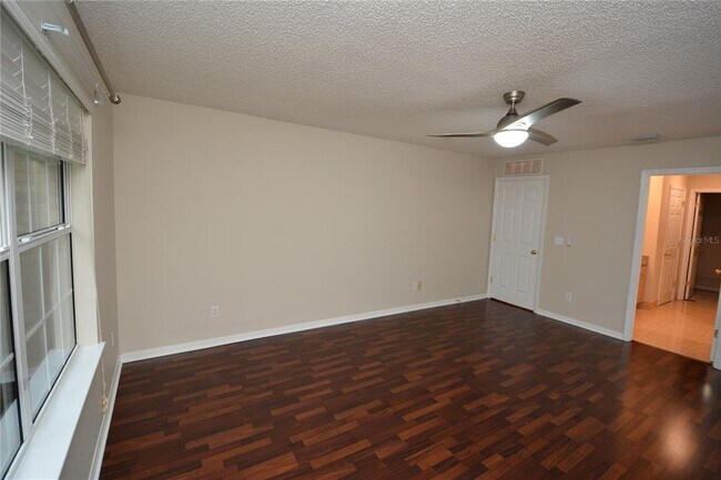 Building Photo - 101 Boulder Rock Dr