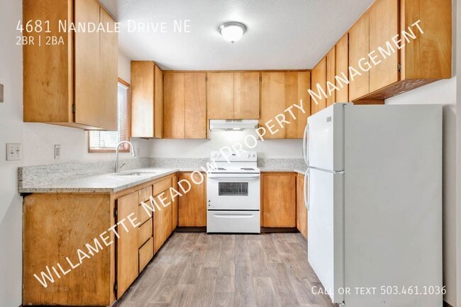 Building Photo - Spacious and Updated 2-Bedroom Apartment w...