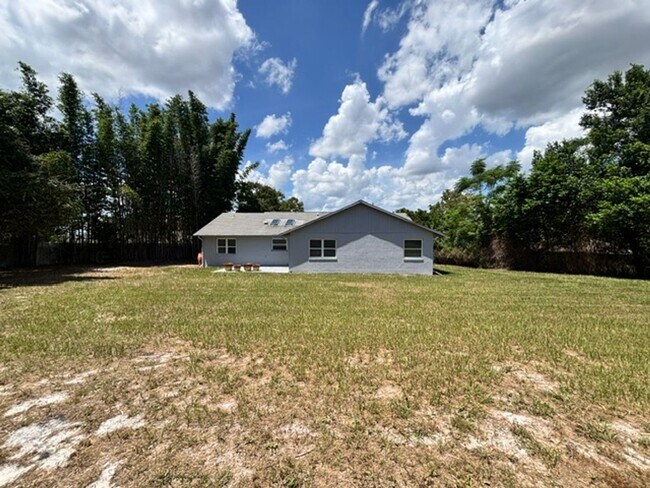 Building Photo - 1187 Malone Ct