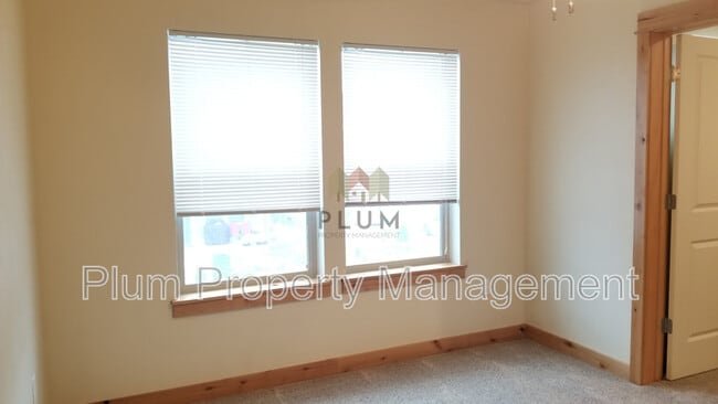 Building Photo - 2319 Aspen Grv Lp